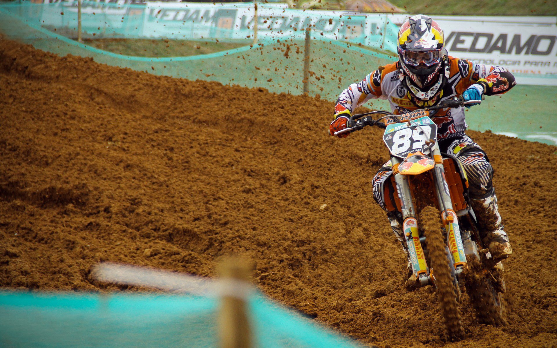 法甲胜负难料，比分1-1，关键数据：射门转化率提升，比赛紧张刺激